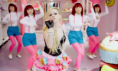 /album/clip-hello-kitty-/a1584306953-avril-lavigne-punk-hello-kitty-4089540544-png/